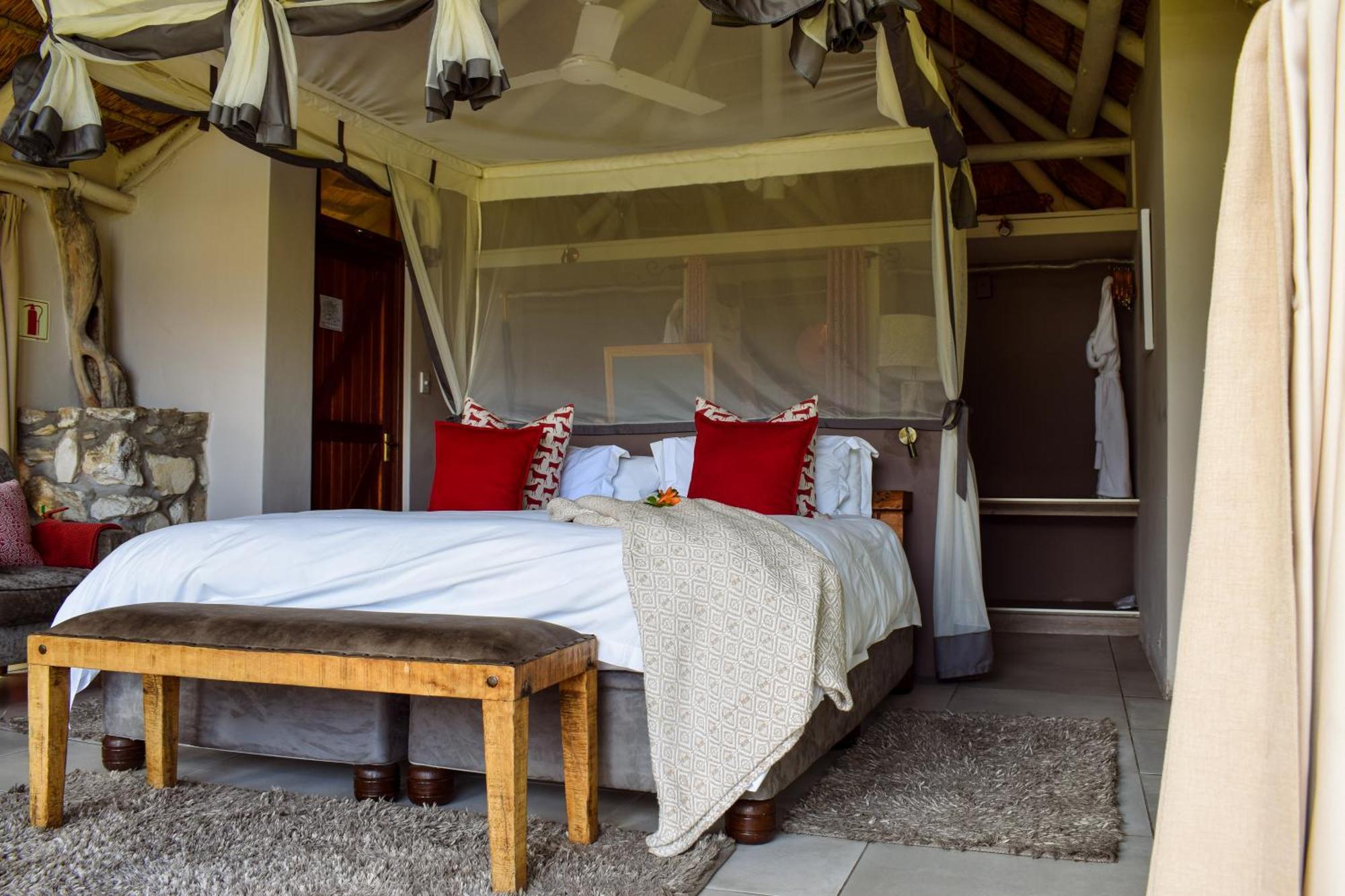 Mosaic Lagoon Lodge Stanford Bagian luar foto