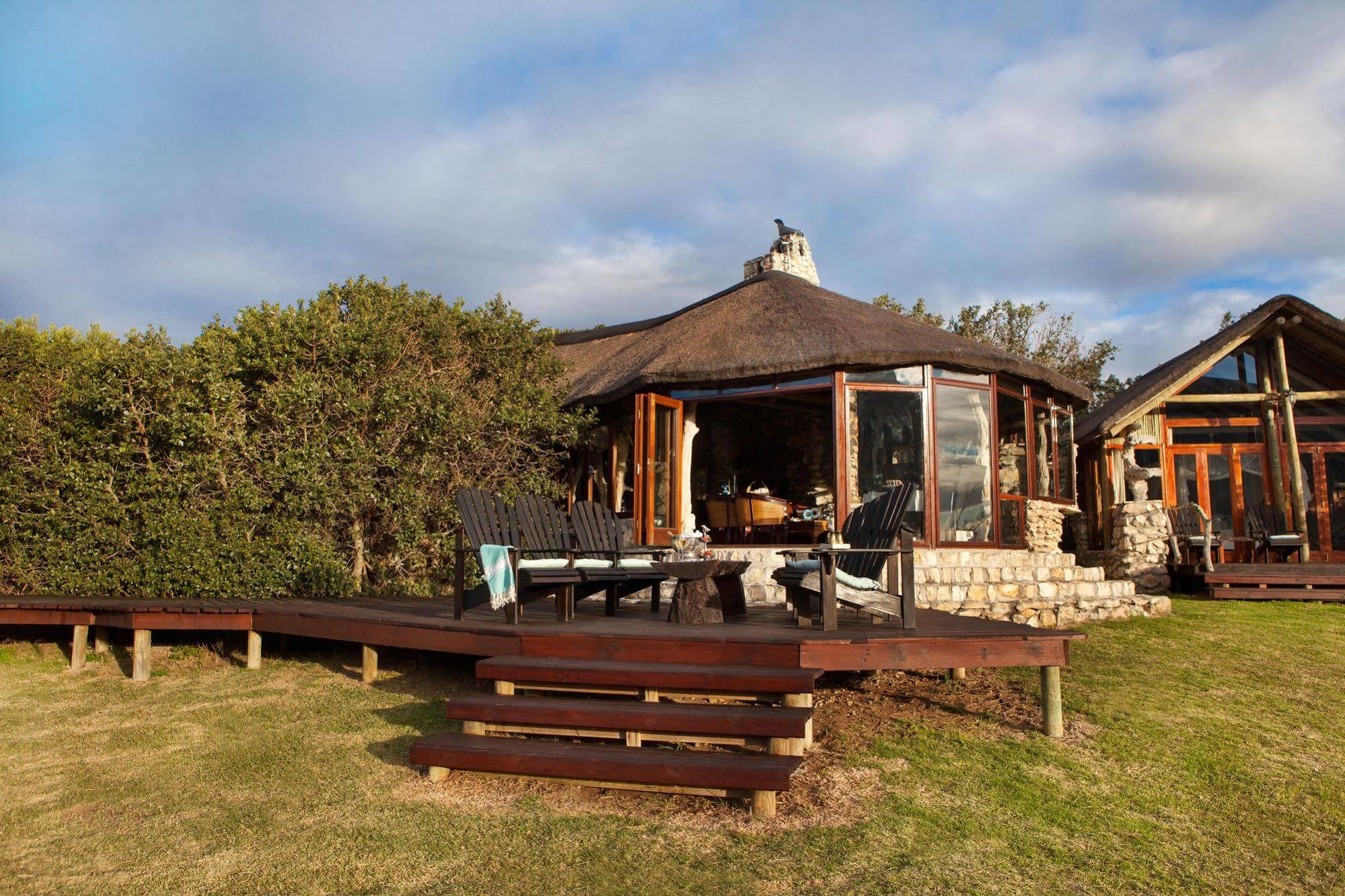 Mosaic Lagoon Lodge Stanford Bagian luar foto